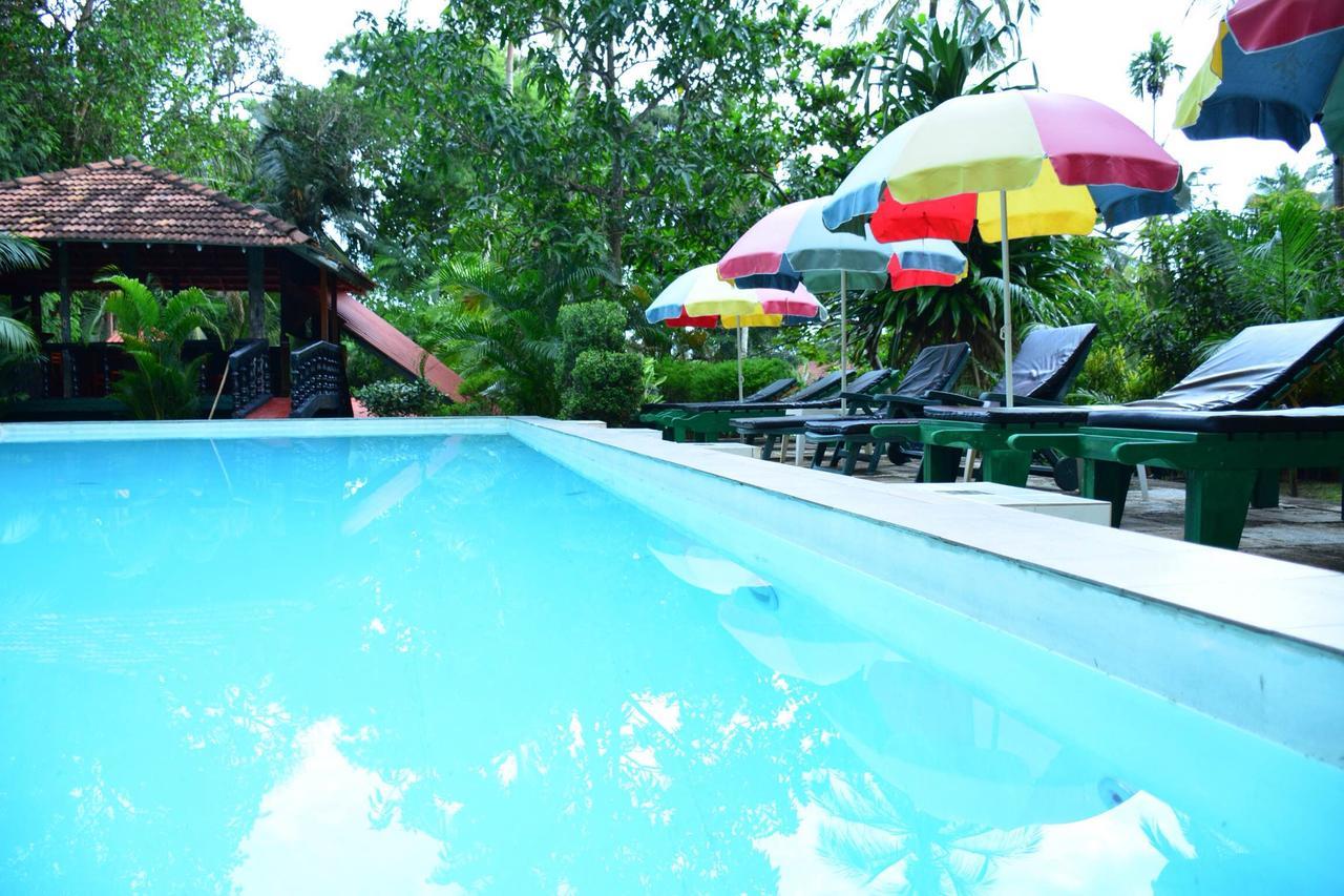 Jungle Holiday Home Hikkaduwa Exterior photo
